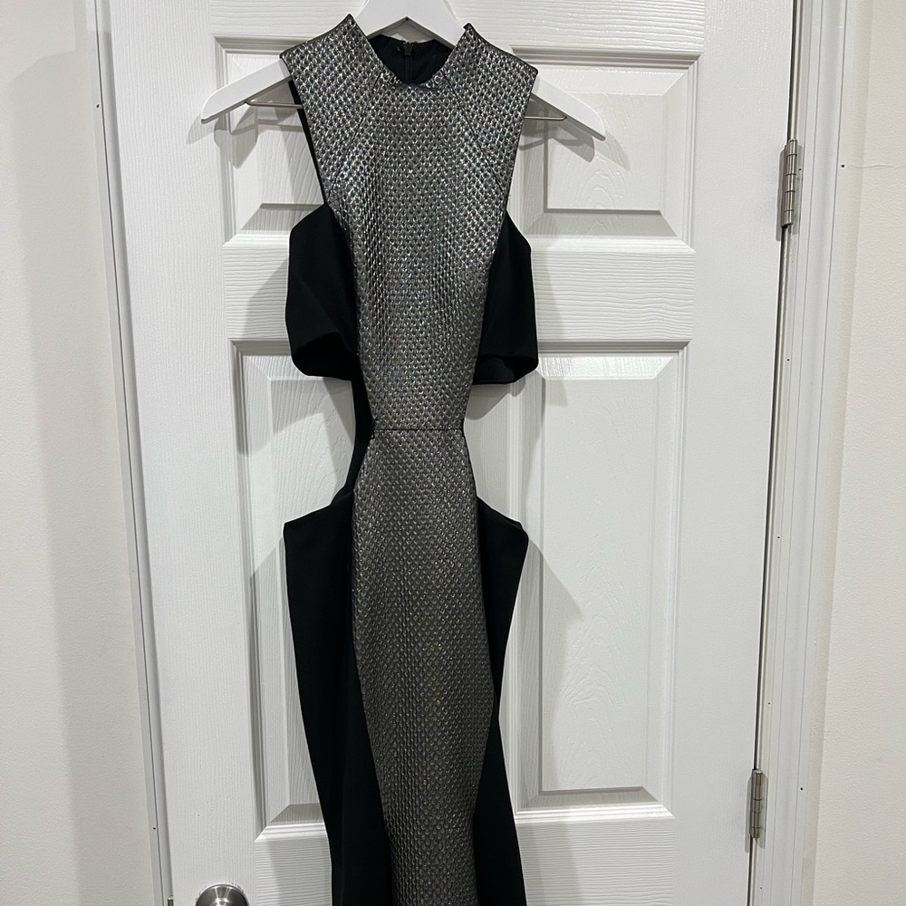 Amazing 2021 Grey and Black Prom/Formal Dress!